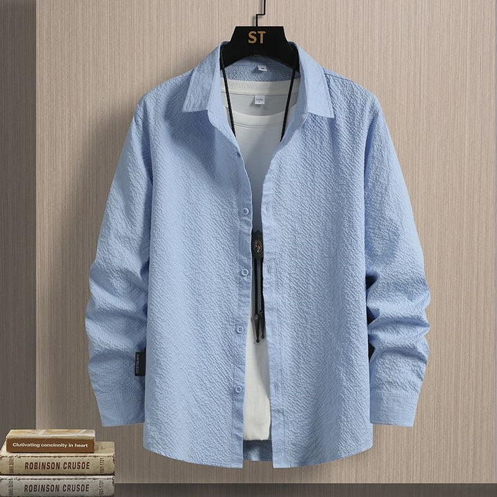 Men’s Textured Seersucker Button-Up Shirt