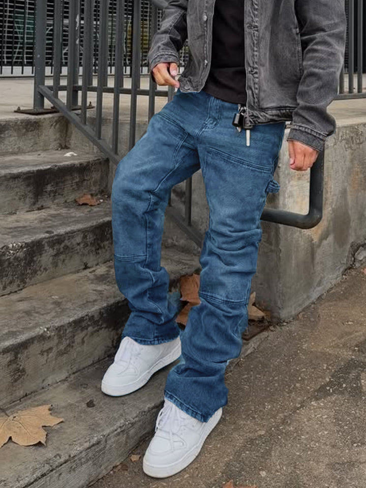 THE NO-RULES DISTRESSED JEANS