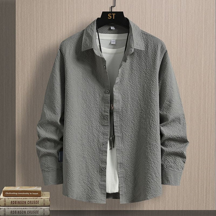 Men’s Textured Seersucker Button-Up Shirt