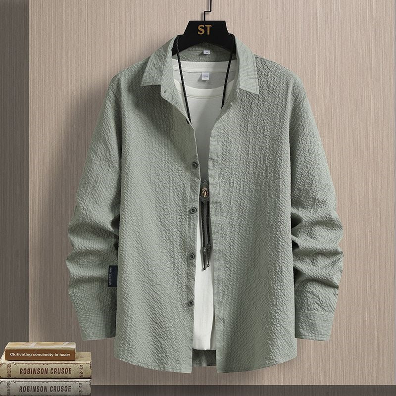 Men’s Textured Seersucker Button-Up Shirt