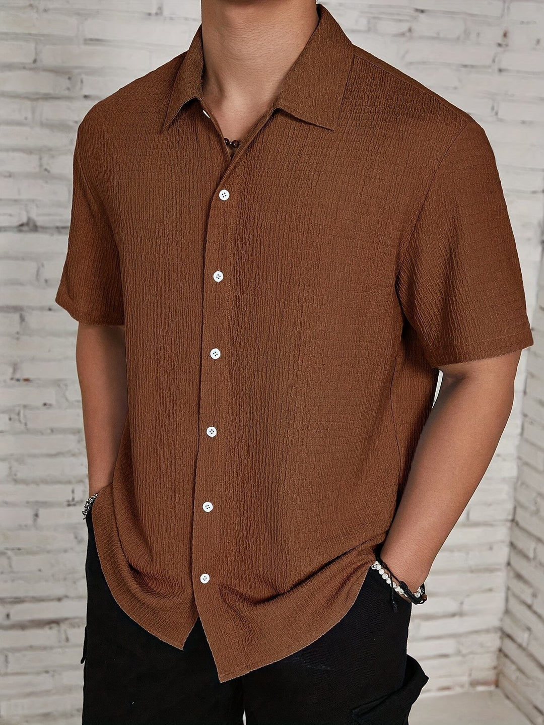 THE EASY-BREEZY TEXTURED SHIRT
